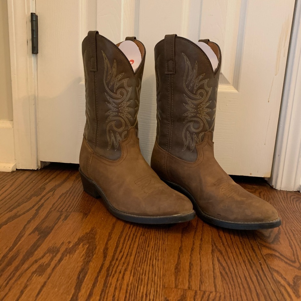 Men’s Laredo Cowboy Boots.